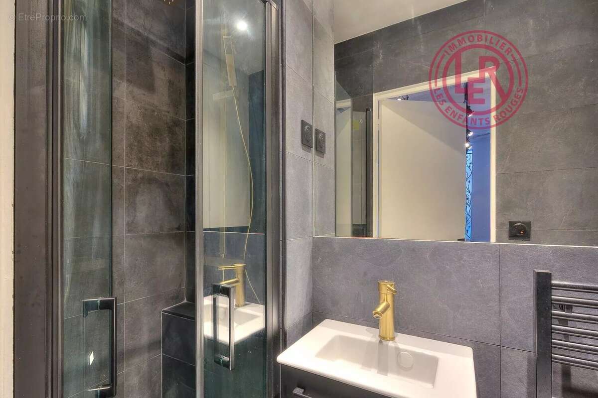 Appartement à PARIS-4E