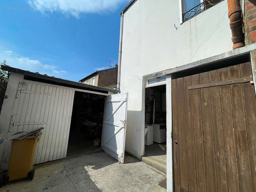 Maison Charleville Mezieres 4 pièce(s) 93 m2 - photo 8