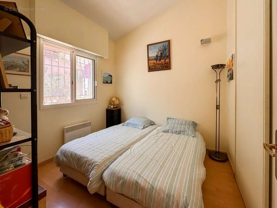 Appartement à EZE