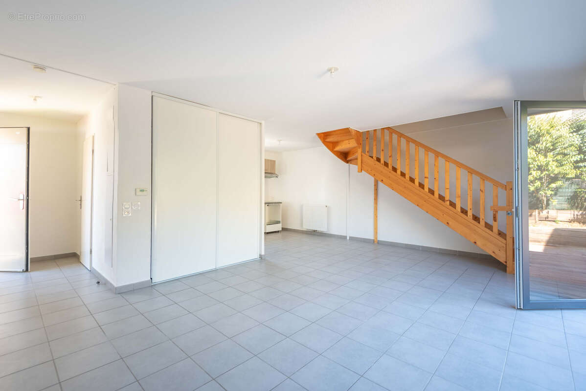 Maison de 78 m2 - 3 chambres - proche ecole et toutes commodites - photo 3