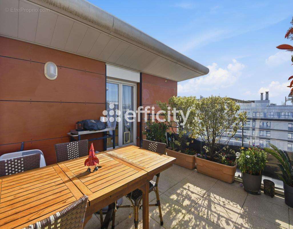 Appartement à BOIS-COLOMBES