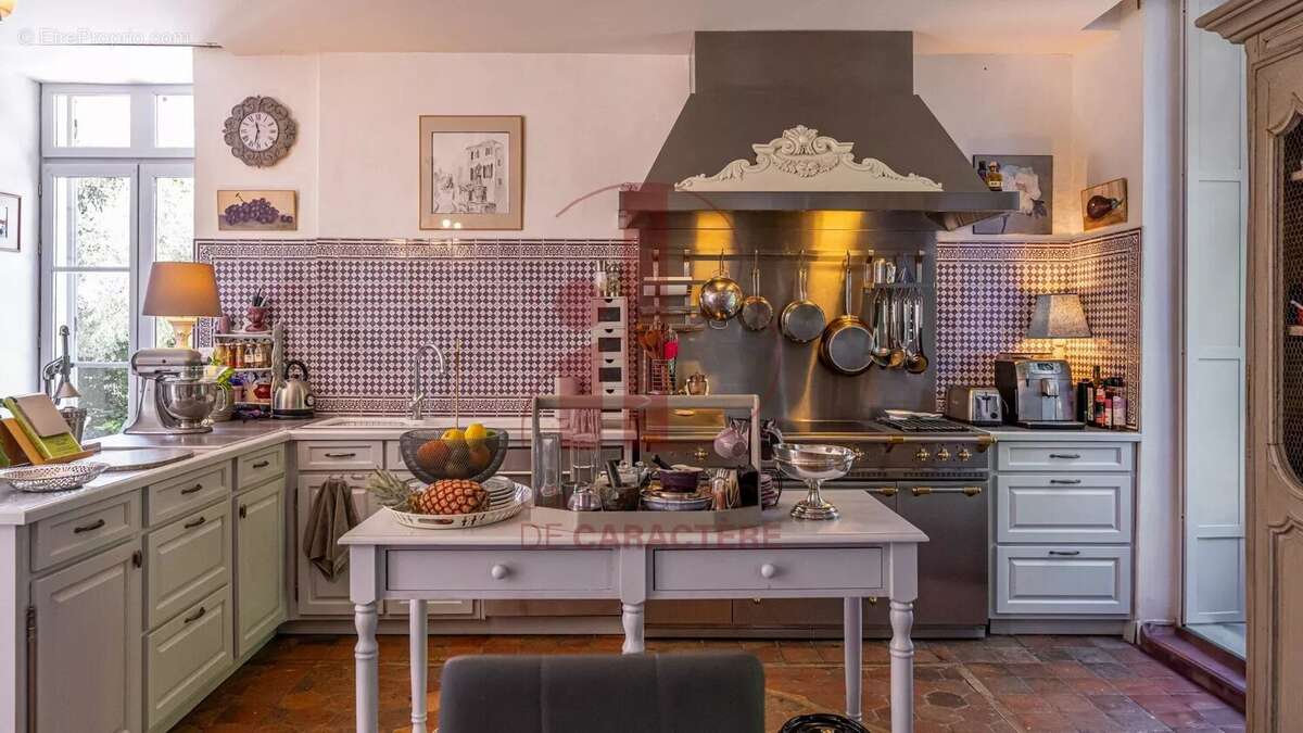 Maison à FONTAINEBLEAU