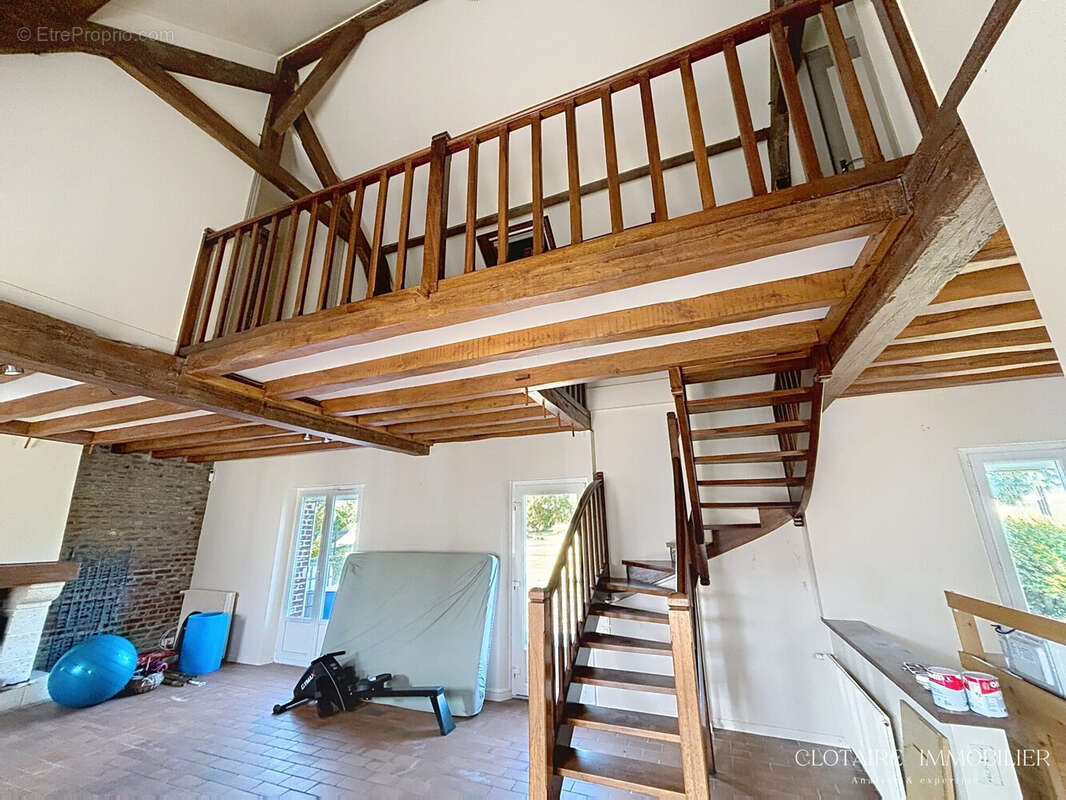 Maison 220 m² à Compiegne  - photo 7