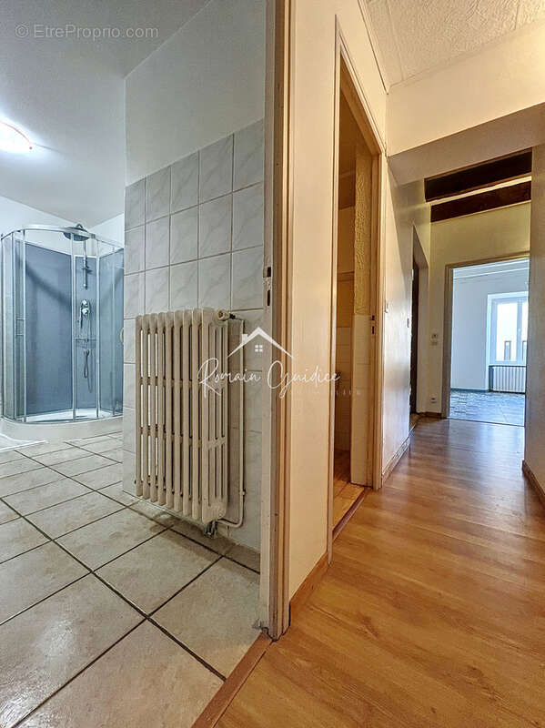 Appartement type 3 63 m2 avec cave et terrasse - photo 7