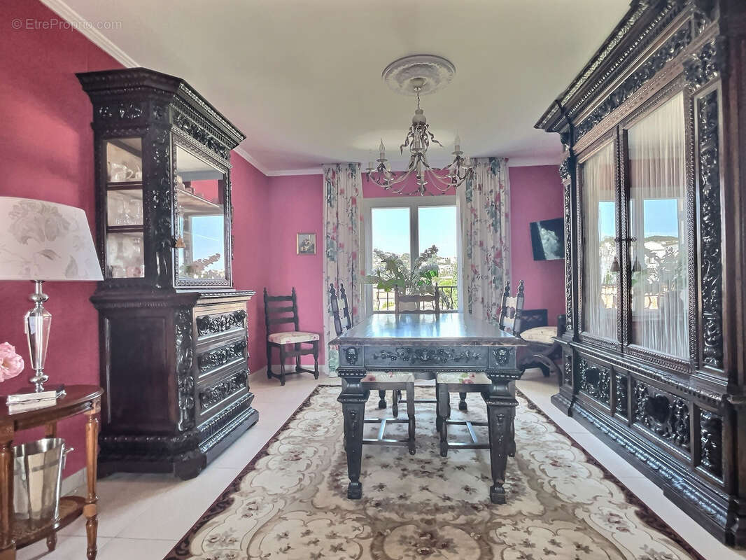 Appartement à HYERES