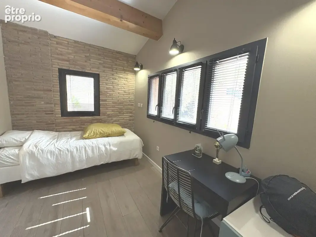 Maison 5 pièces 164 m² à vendre à Hyeres (83400) - photo 3