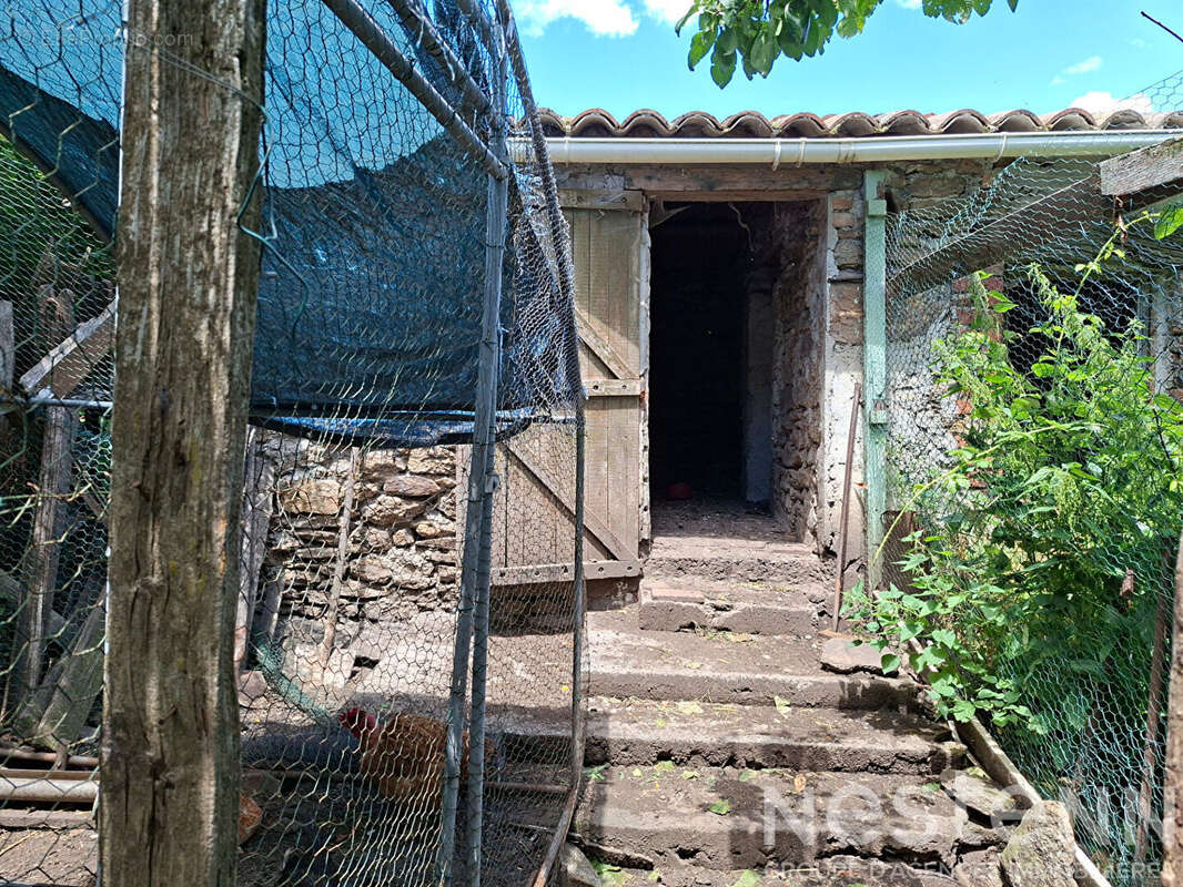 Immeuble à vendre à La Vernarède - 8 pièces, 143 m², terrain 1350 m² - photo 13