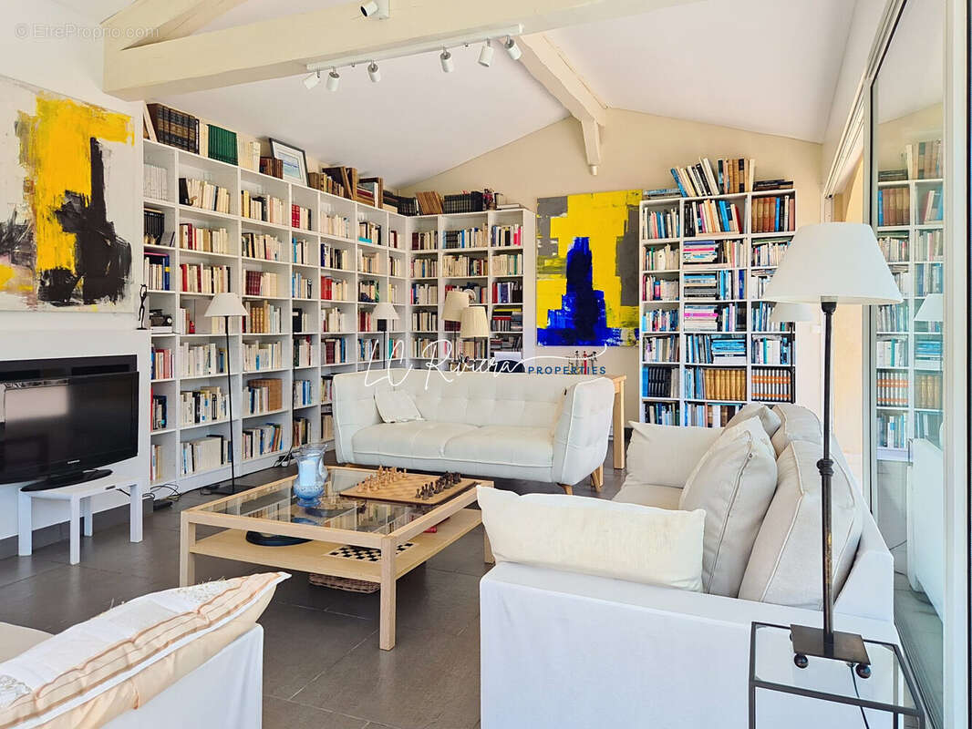 Maison à SAINT-RAPHAEL