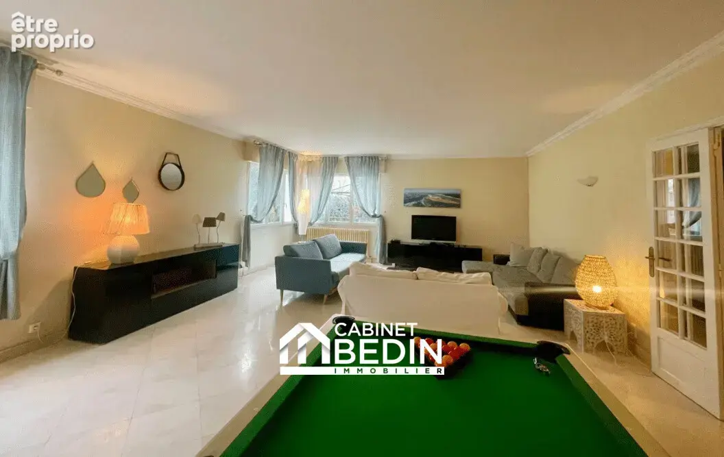 Maison 10 pièces 330 m² à vendre à Ares (33740) - photo 3