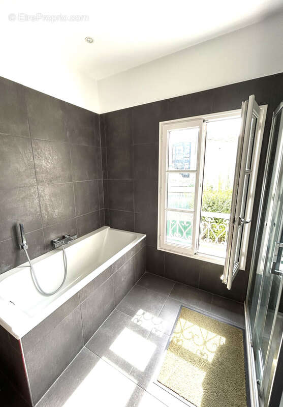 Appartement à TROUVILLE-SUR-MER