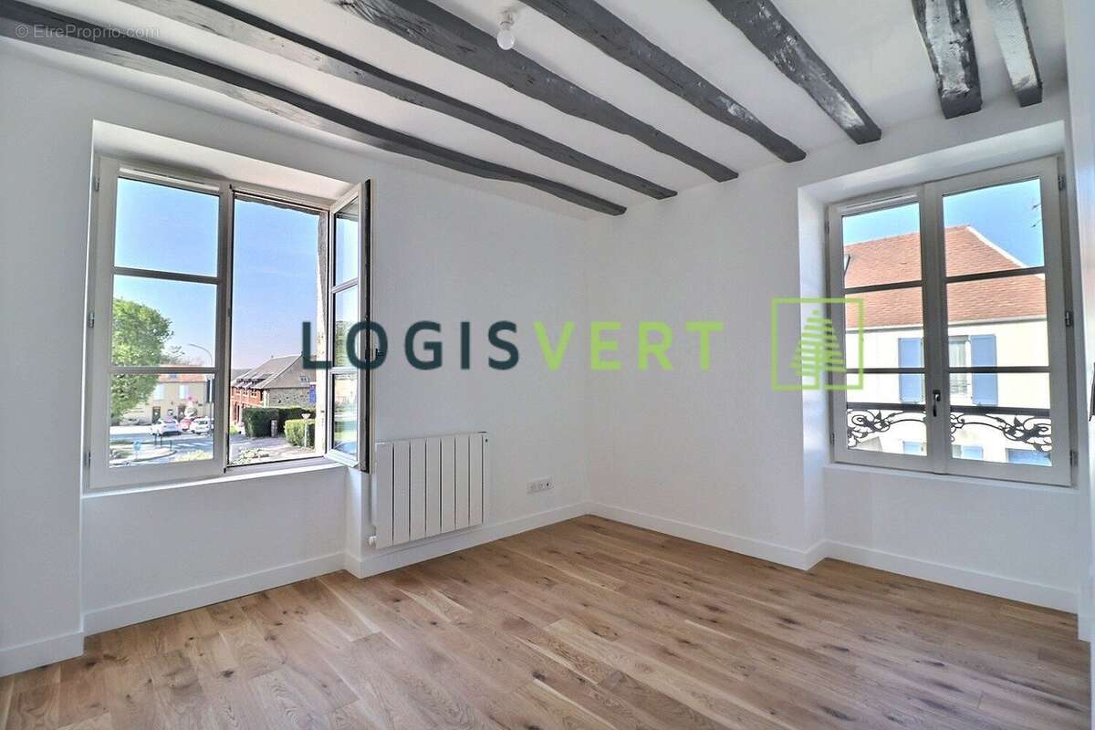 Maison à VILLIERS-LE-BACLE