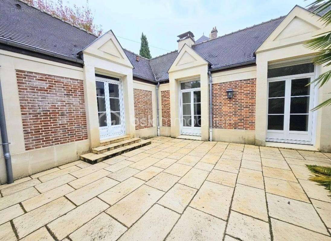 Maison à L&#039;ISLE-ADAM