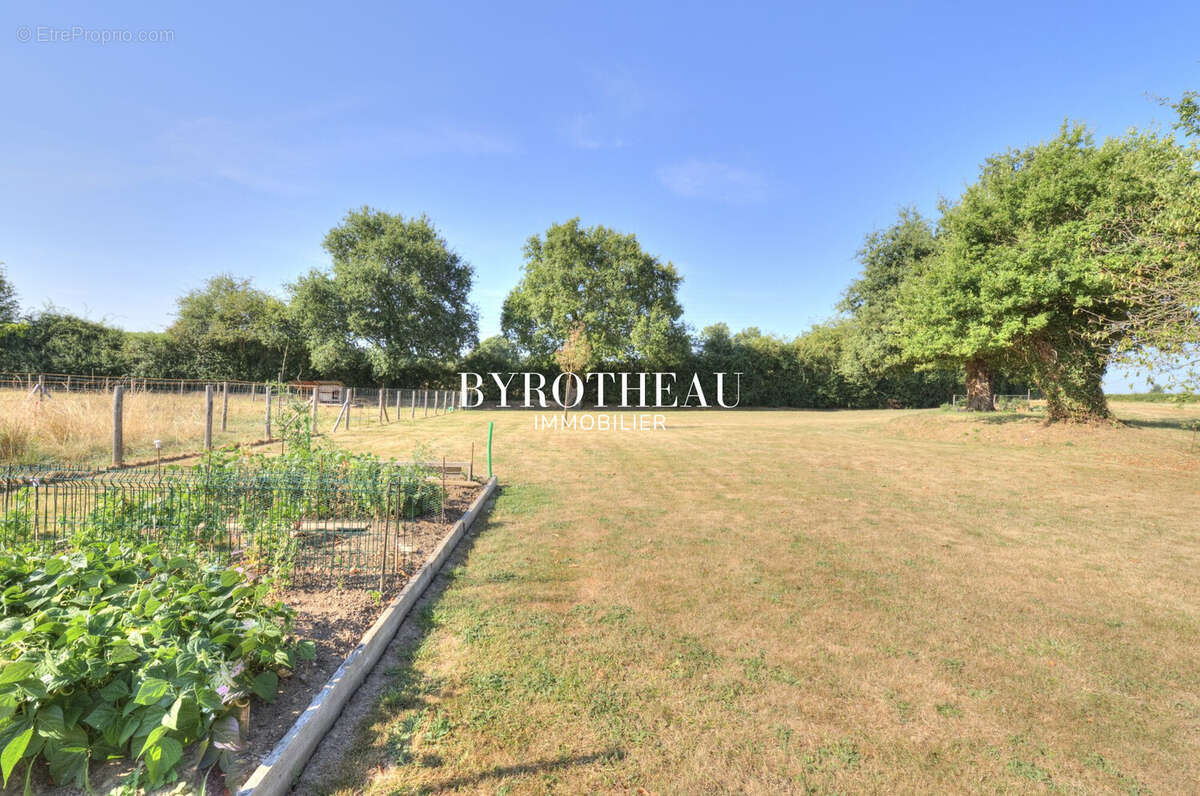 Maison 122 m² à Sceaux-D'anjou  - photo 9