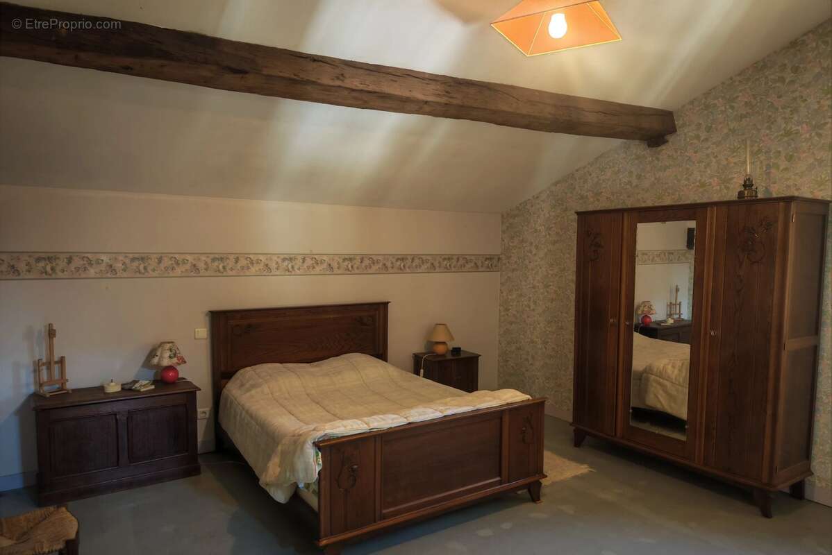 Maison à AUBETERRE-SUR-DRONNE