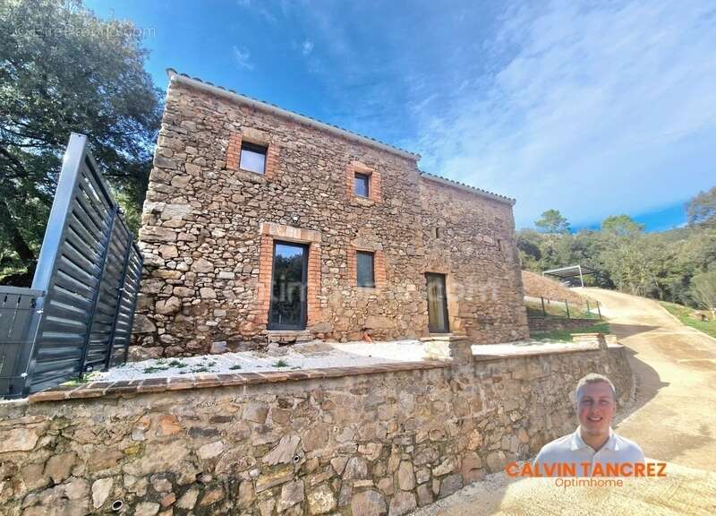 Maison à SAINT-PAUL-LA-COSTE