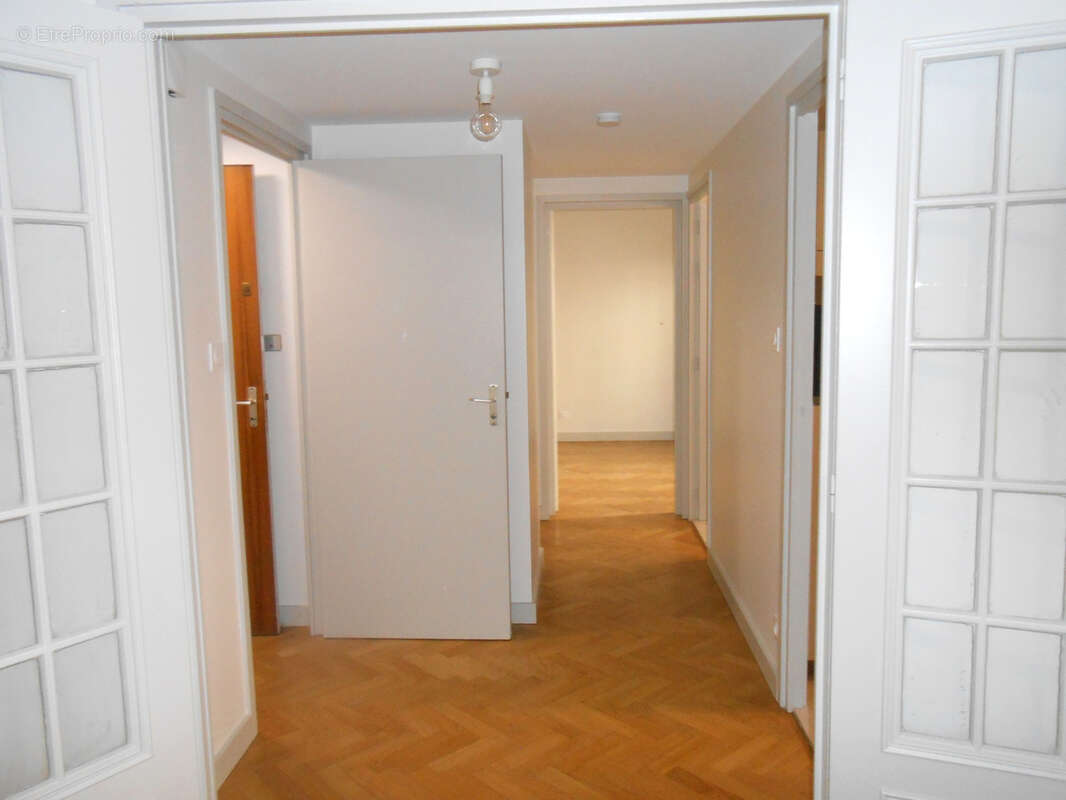 Appartement à LYON-6E