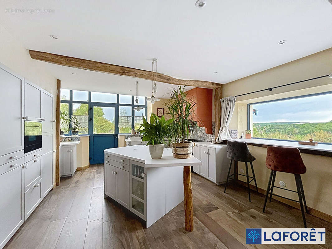 Maison Saulx Le Duc (luxerois) 3 pièce(s) 178.5 m2 - photo 6