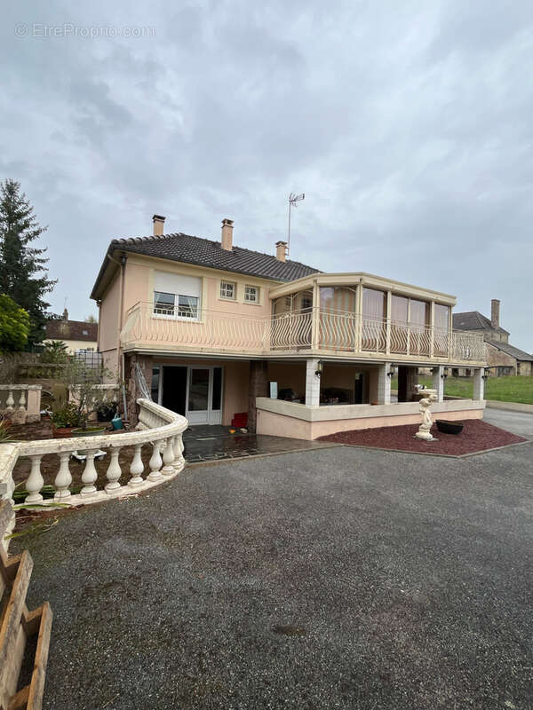 Maison à OISSEAU-LE-PETIT