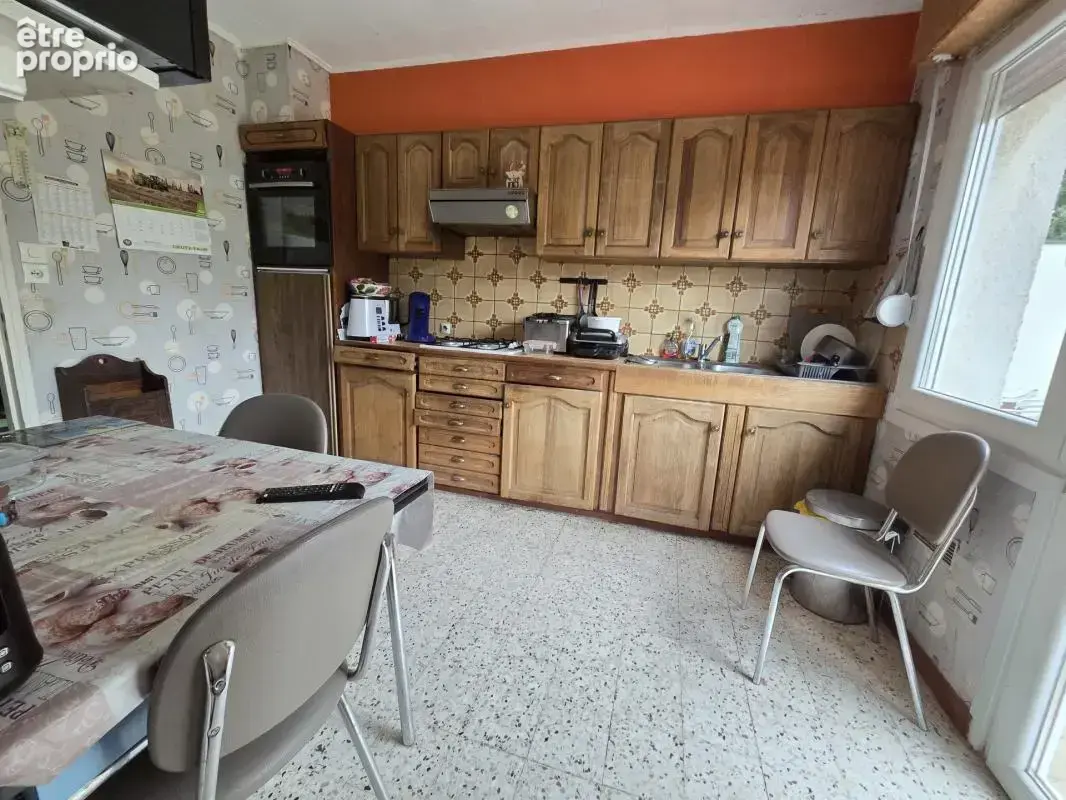 Pavillon individuel a renover 130m² hab sous sol et 1370m² - photo 6