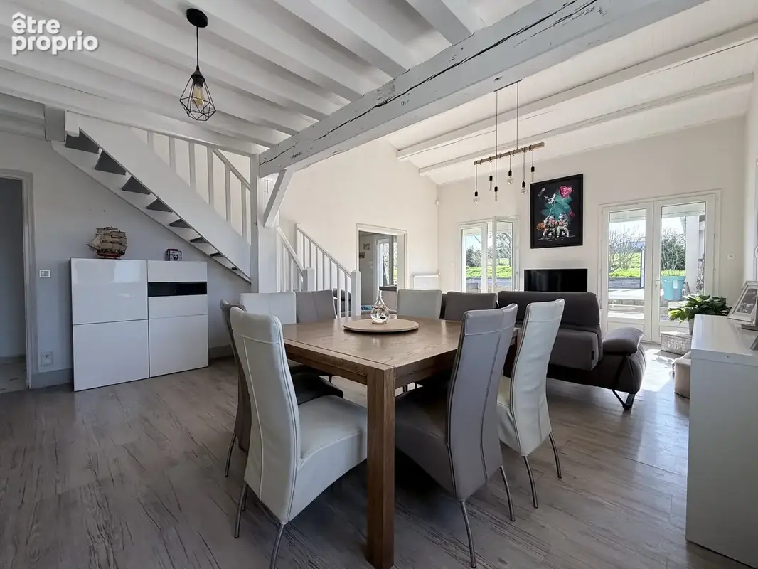 Maison 307 m² à Andilly  - photo 3