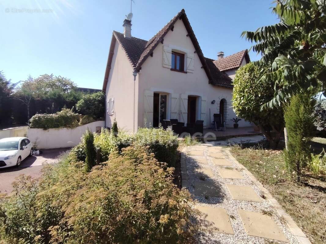 Maison à vendre 6 pièces SEIGNELAY (89) - photo 2