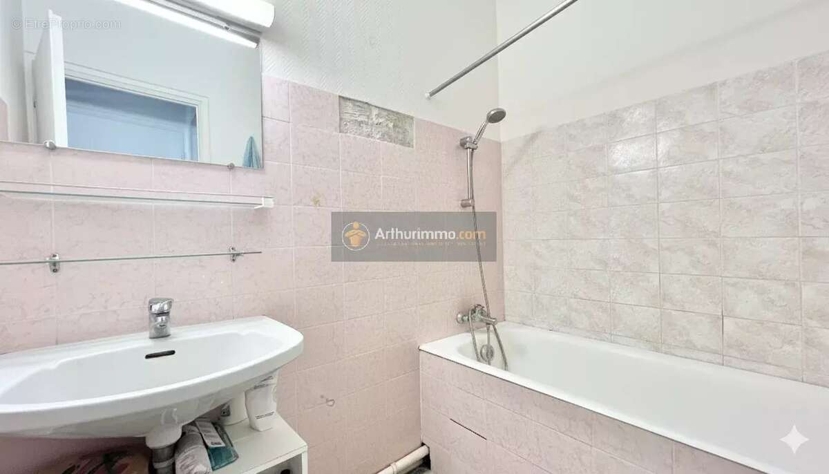 Appartement à FREJUS