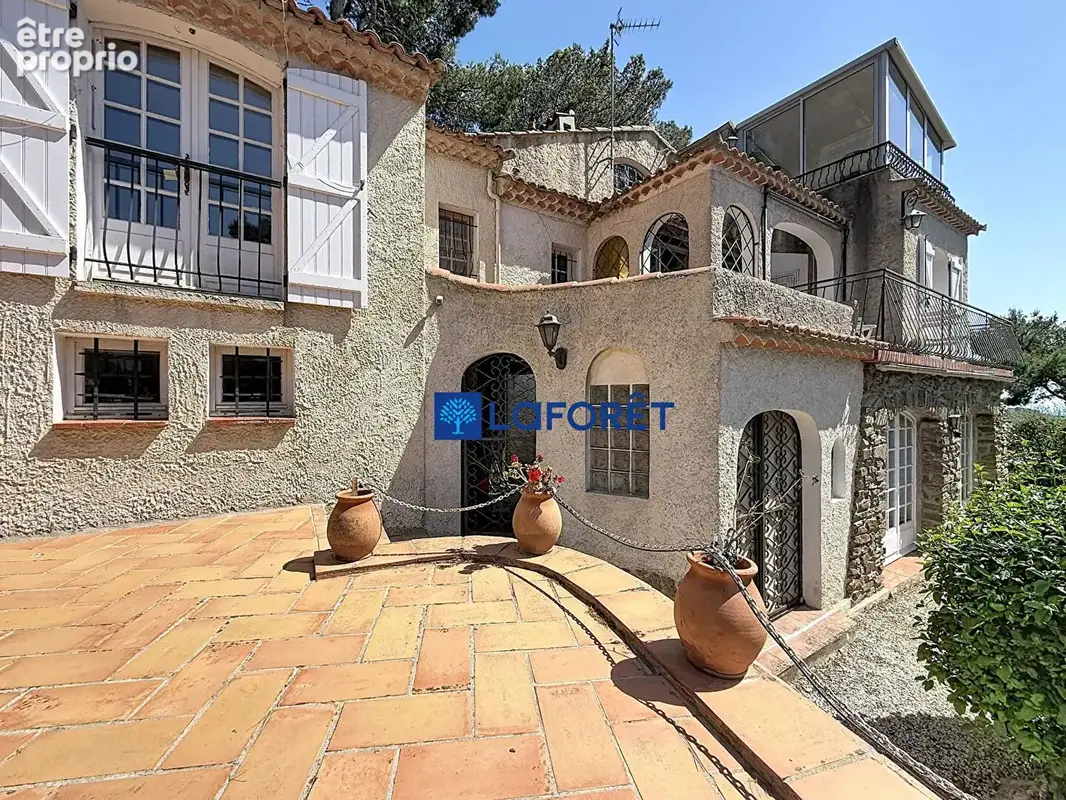 Maison à CARQUEIRANNE