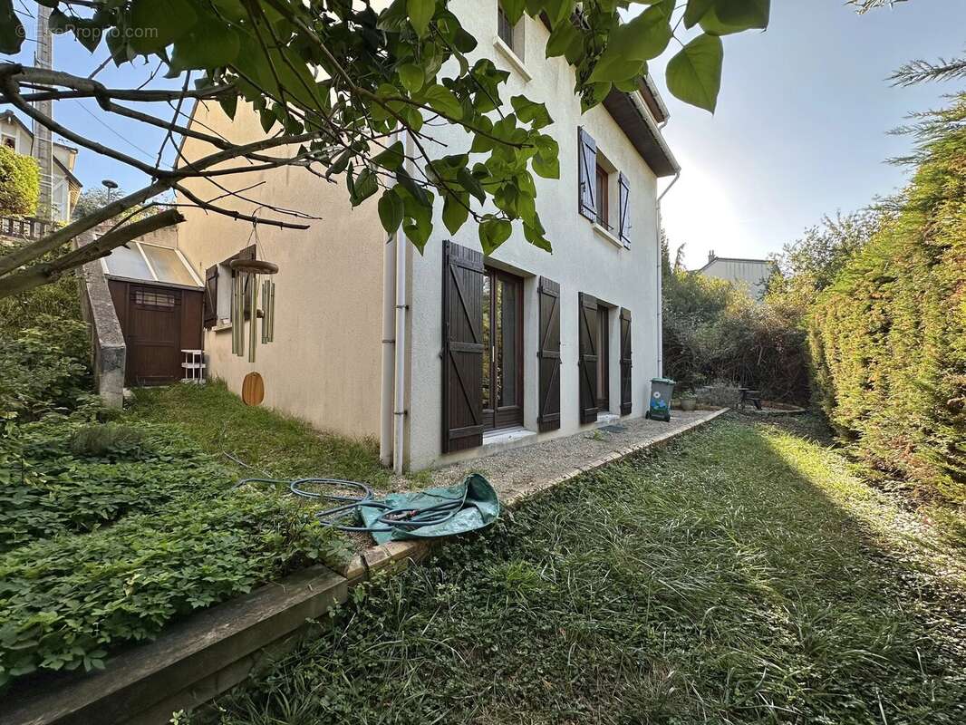 Maison à NOISY-LE-GRAND