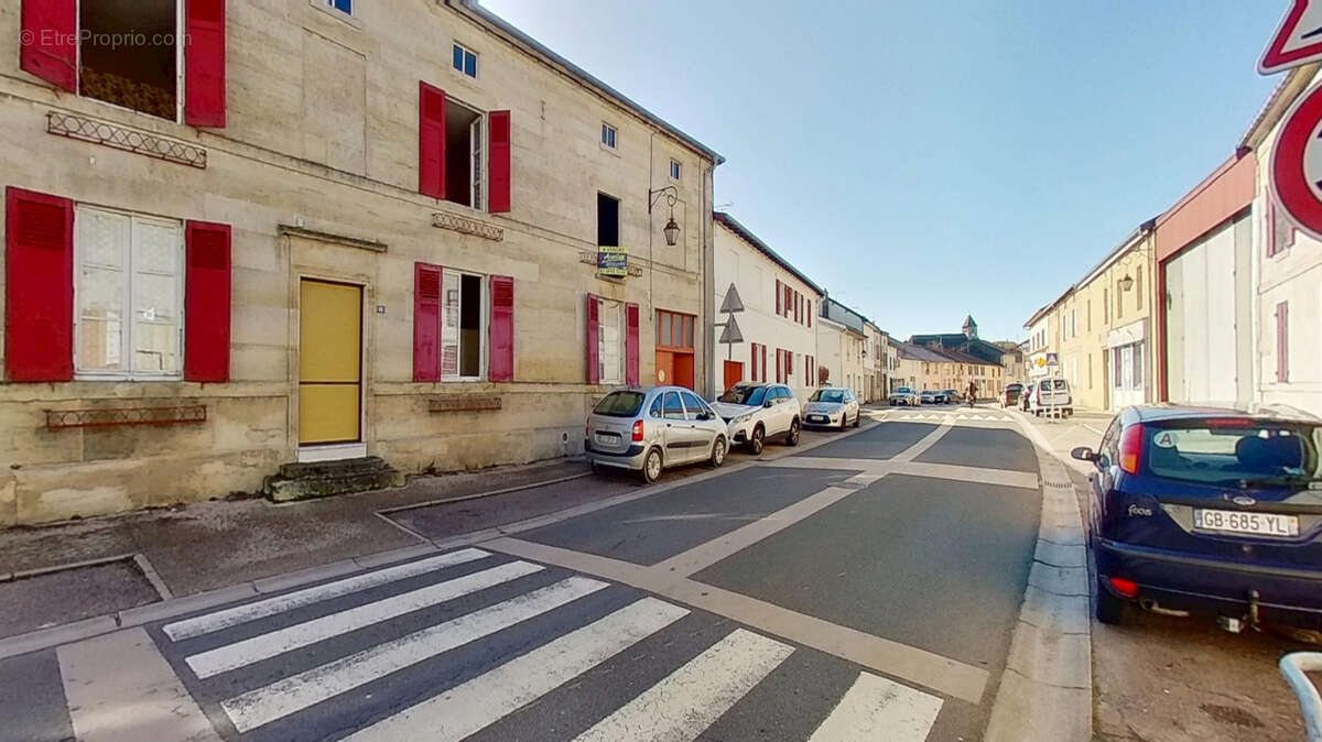 Maison à FAINS-VEEL