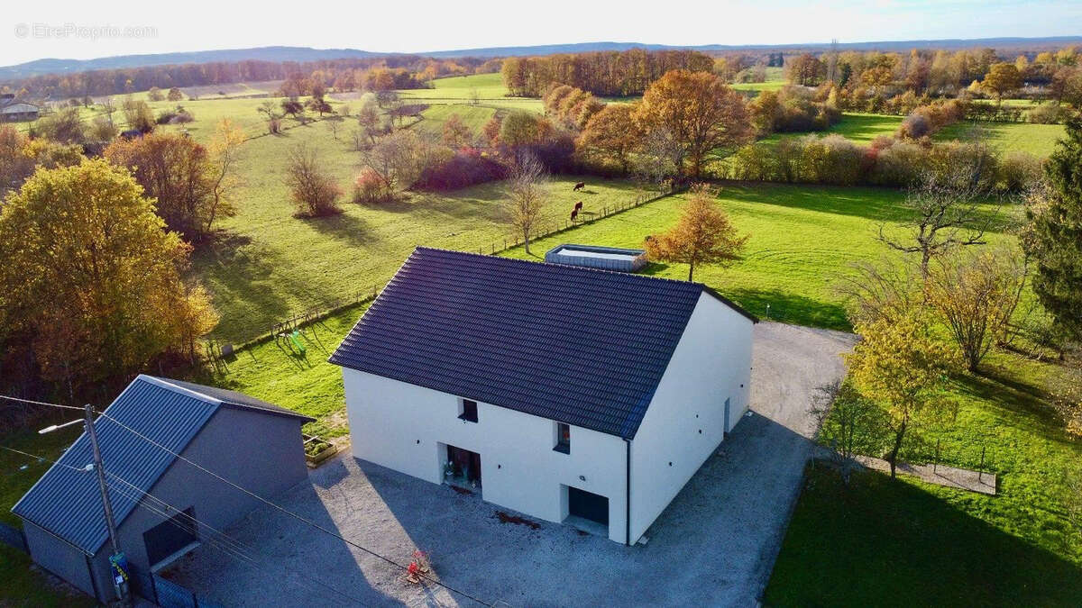 Maison à LUXEUIL-LES-BAINS