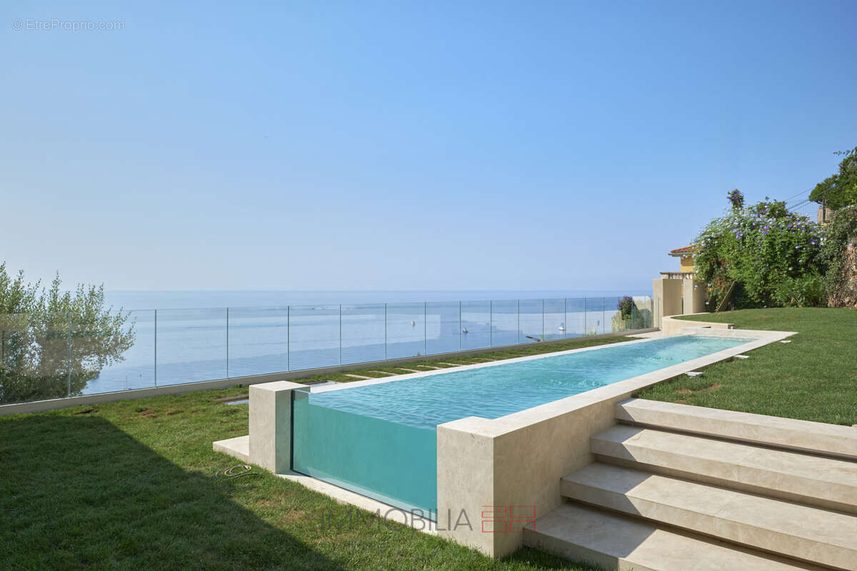 Villa contemporaine rénovée avec vue mer spectaculaire   Secteur Golfe Bleu, à deux pas de Monaco - photo 10