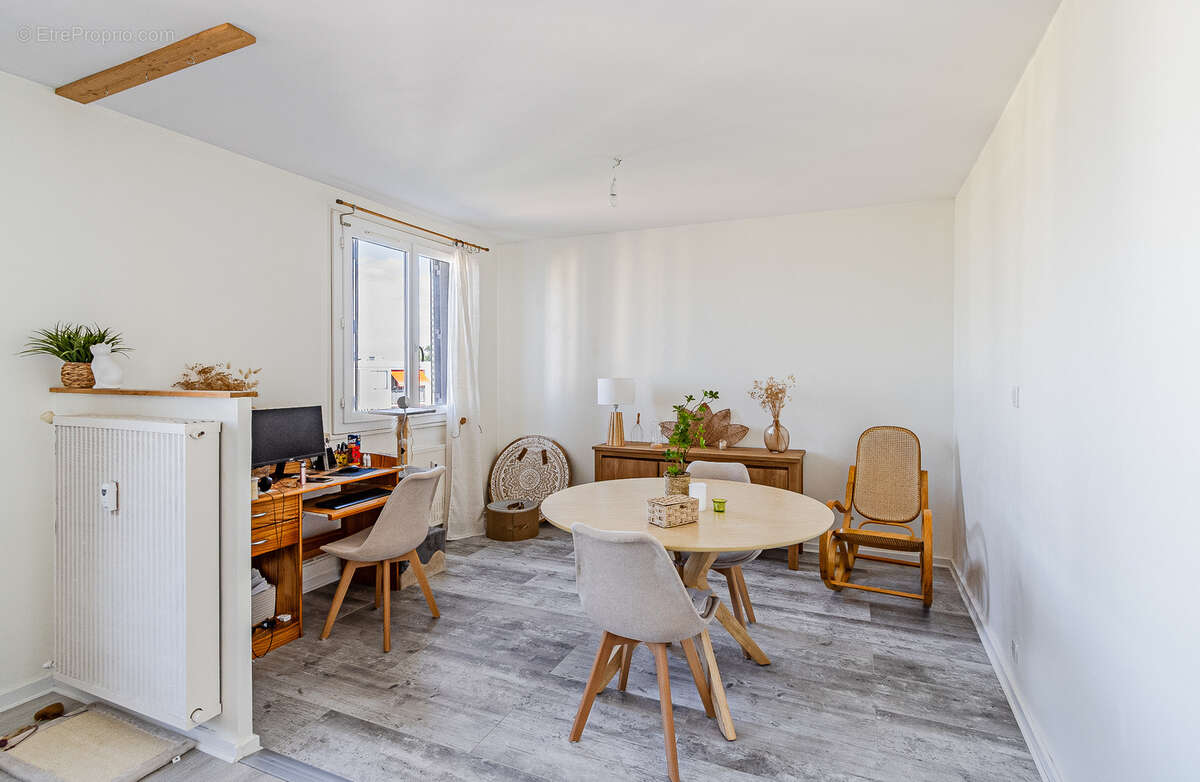 Appartement à ARNAS