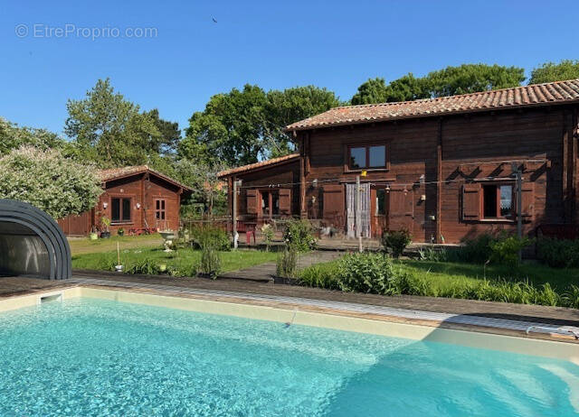 Maison à TALMONT-SAINT-HILAIRE