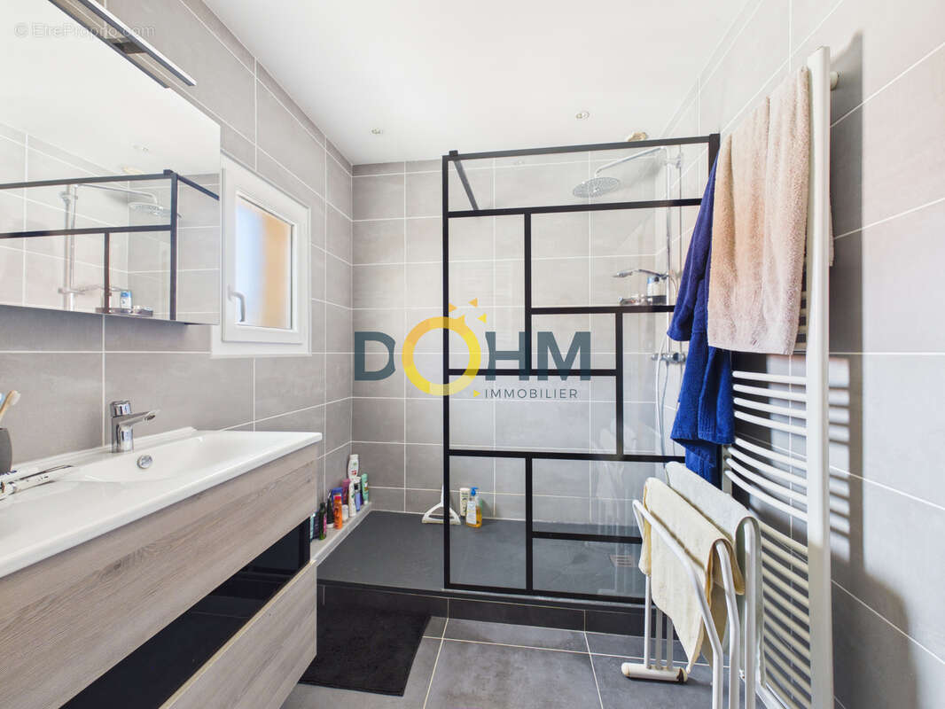 Maison T5 de 130 m2 à Vals près le Puy - photo 11