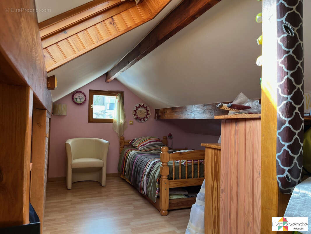 Maison à VILLENEUVE-LE-ROI