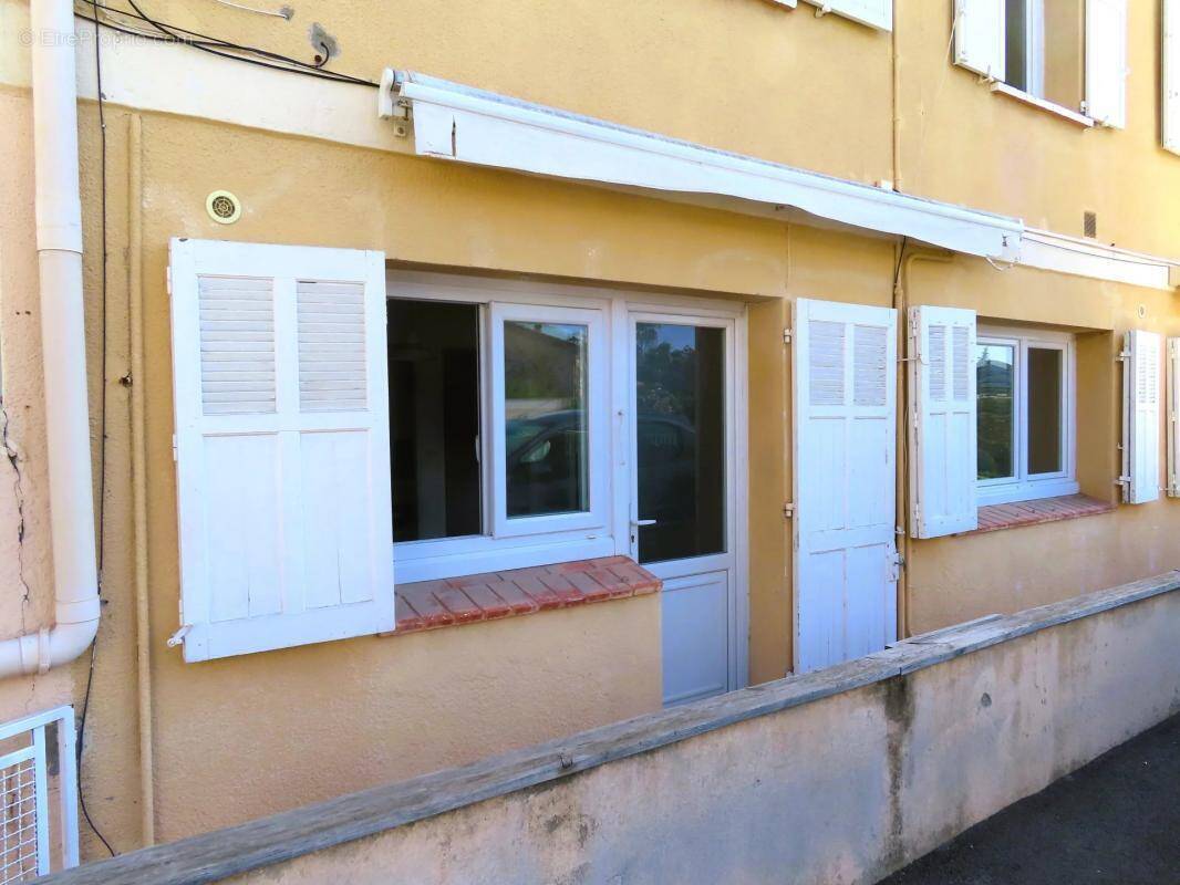 Appartement à MANDELIEU-LA-NAPOULE