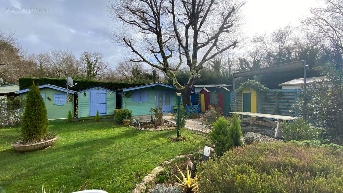 Terrain à SAINT-PIERRE-D'OLERON