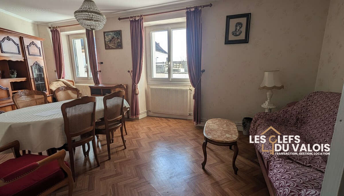 Appartement à NANTEUIL-LE-HAUDOUIN