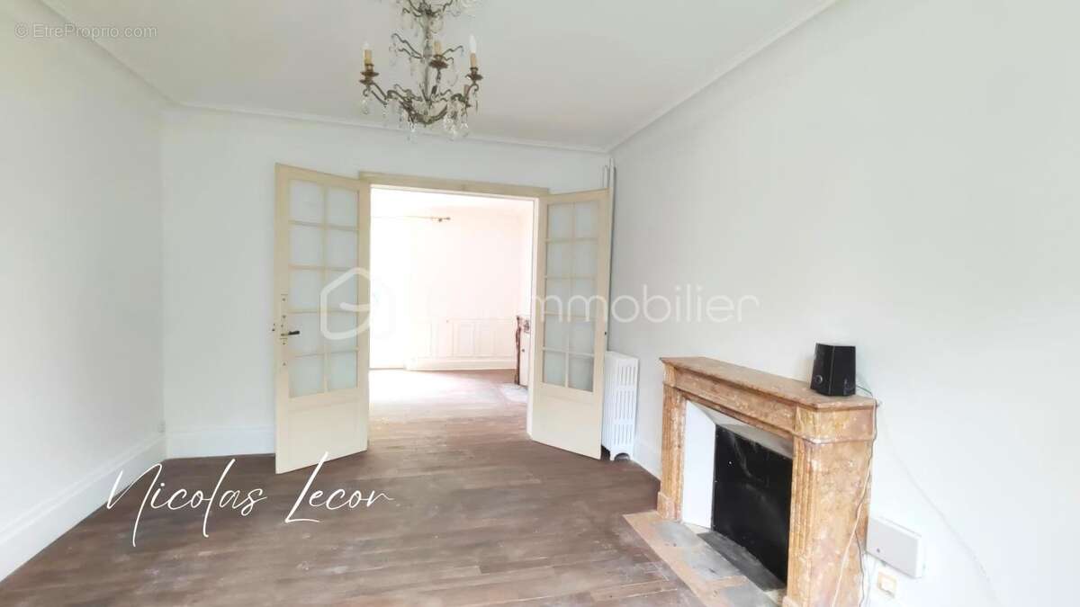 Maison à OUROUER-LES-BOURDELINS