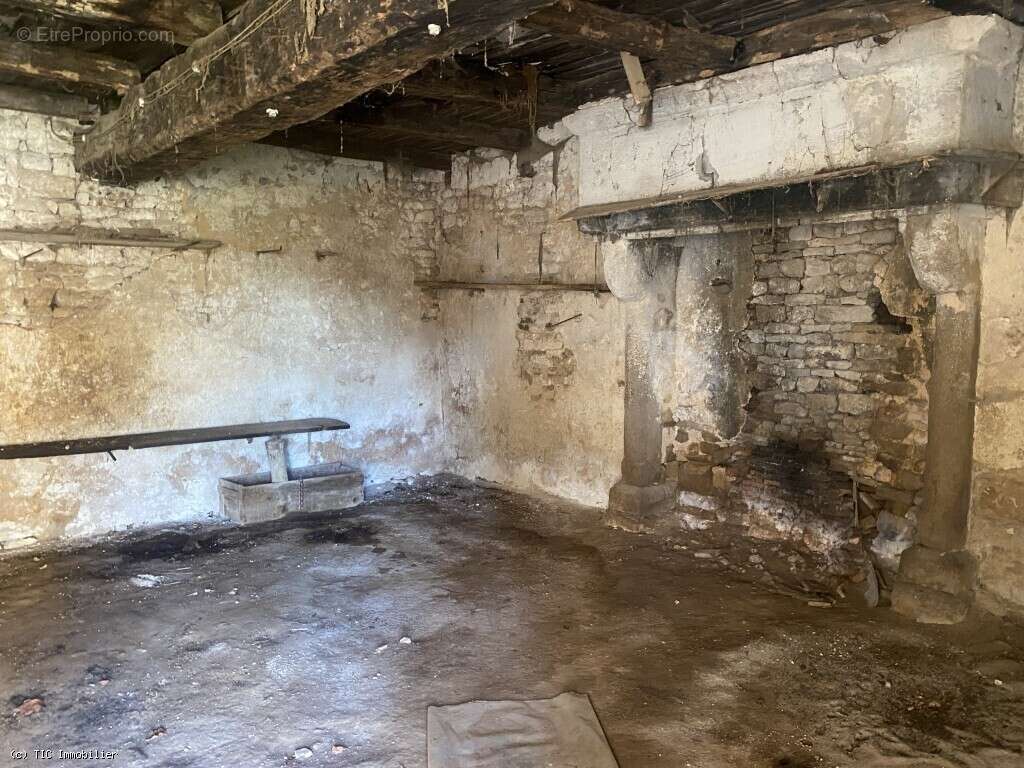 Maison à VILLEFAGNAN