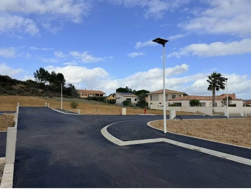 Terrain à PORTEL-DES-CORBIERES