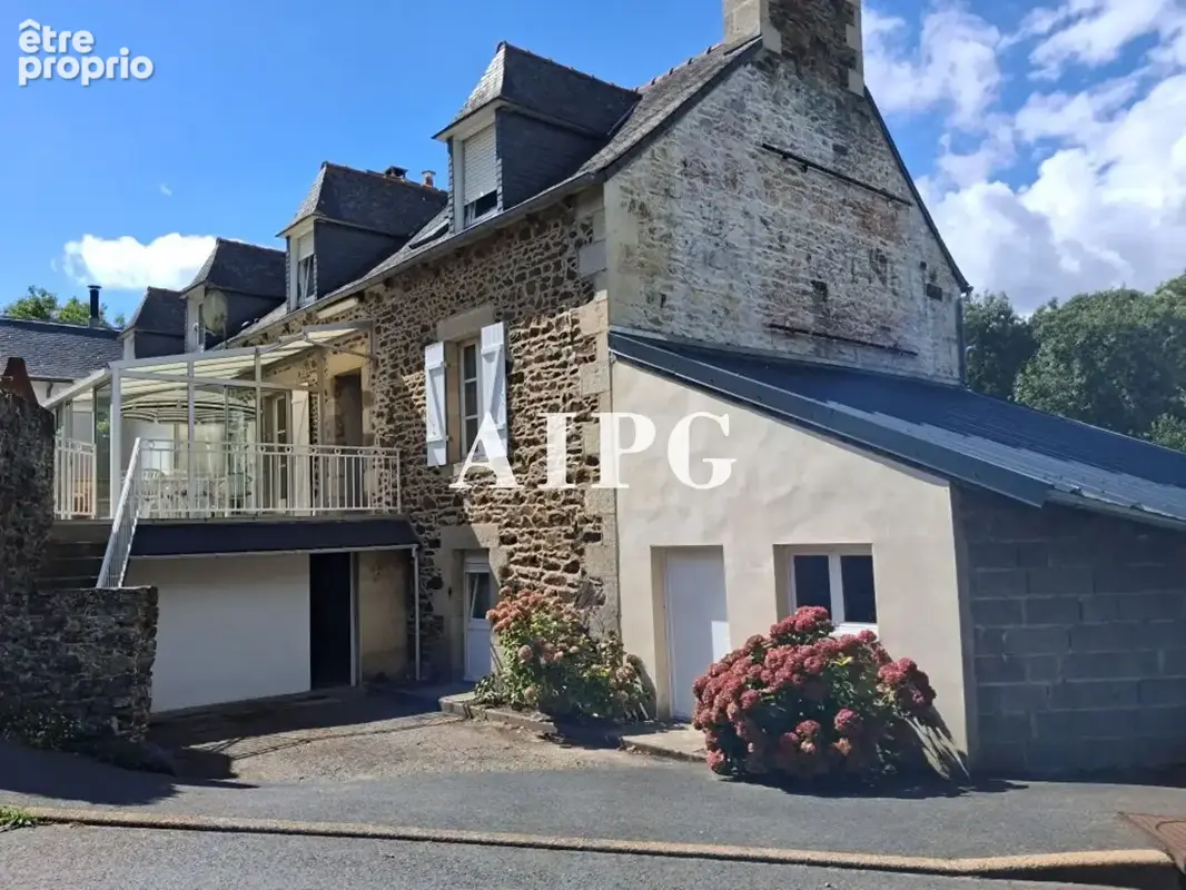 Binic centre, sur le plat, maison de caractère à vendre - photo 3
