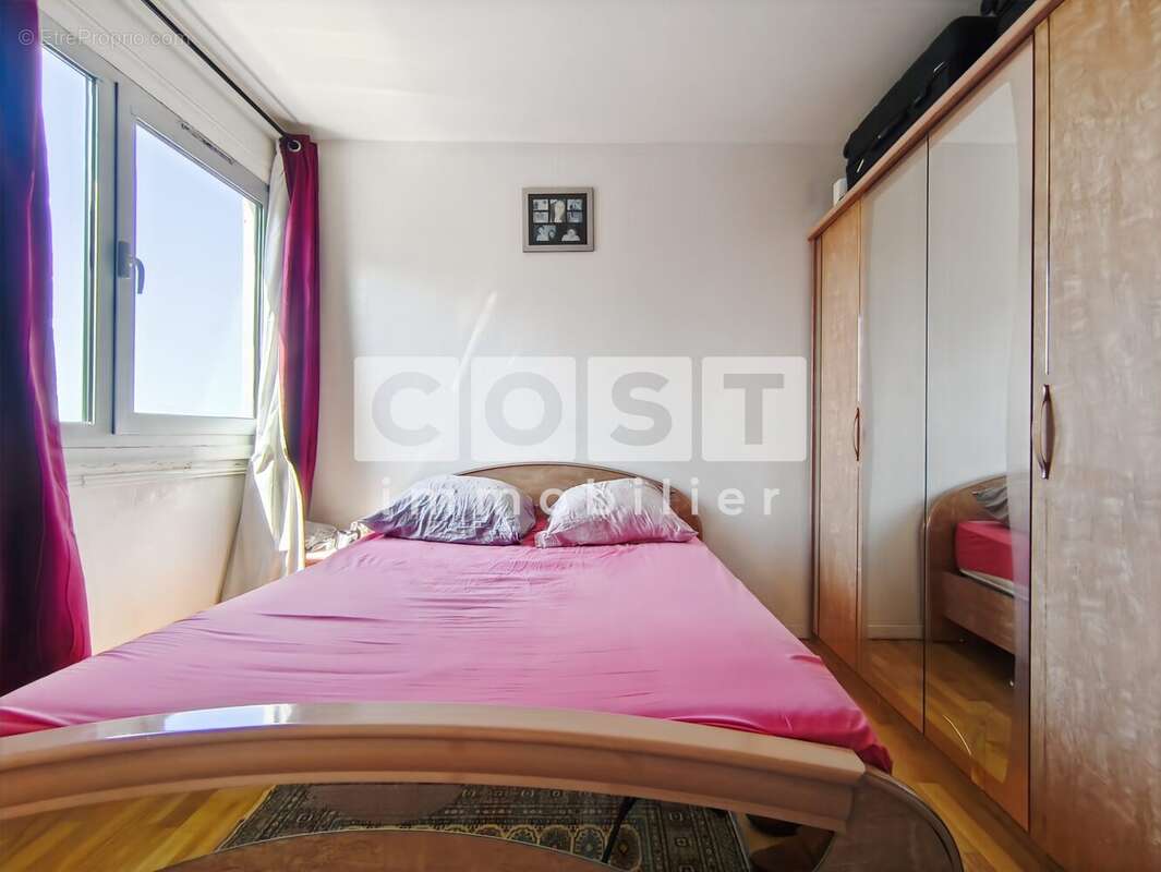 Appartement à COLOMBES