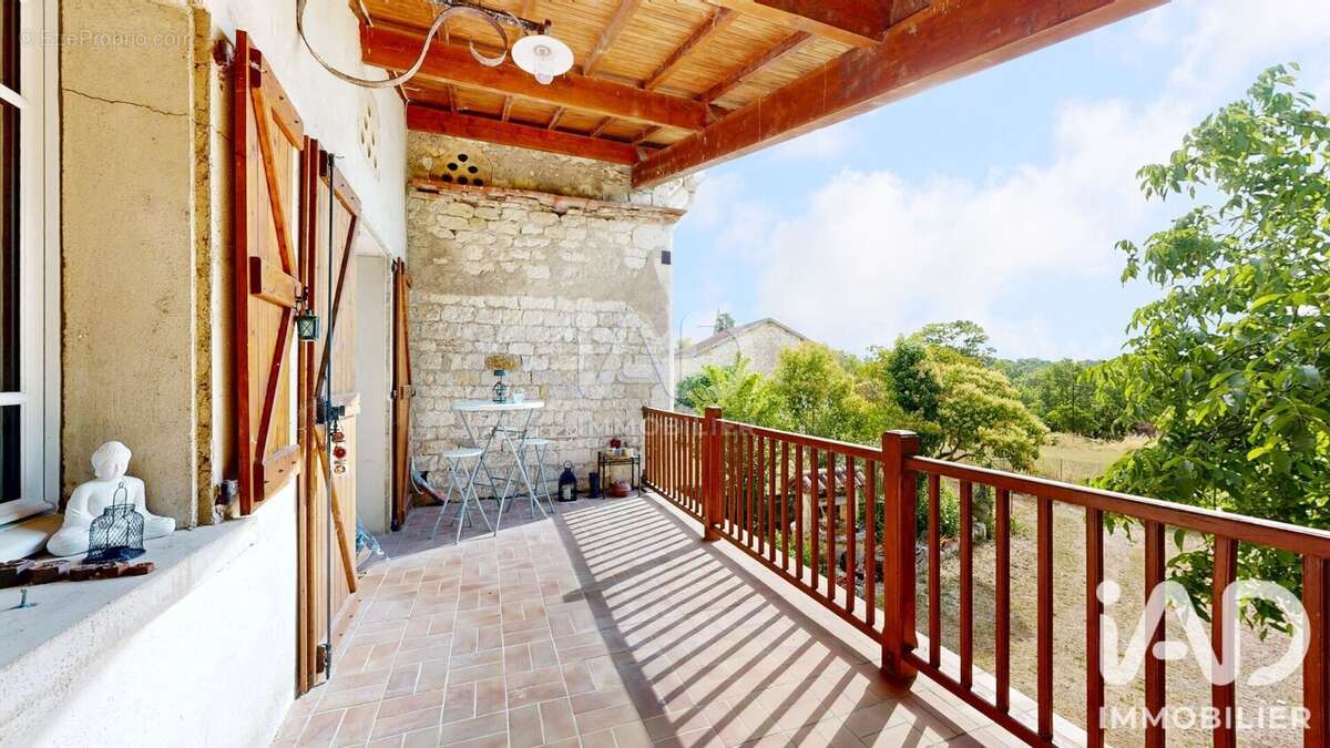 Maison 110 m² à Cestayrols  - photo 9