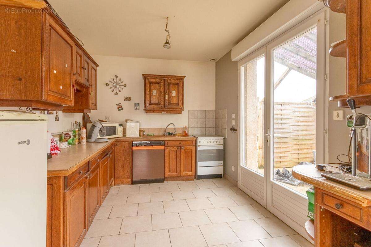 Maison et entrepôt Mennetou Sur Cher 5 pièces 117 m2 - photo 5