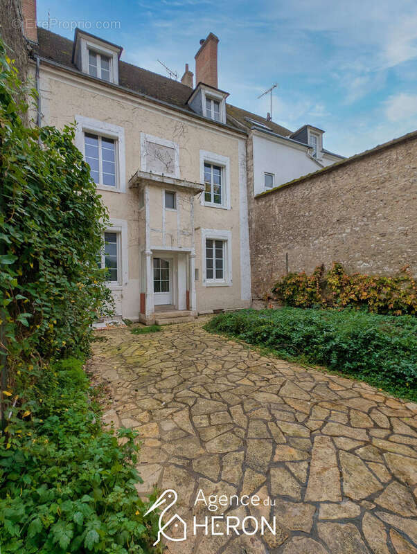 Photo 2 - Maison à MONTARGIS