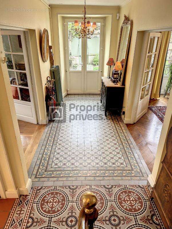 Maison à BRIE-COMTE-ROBERT