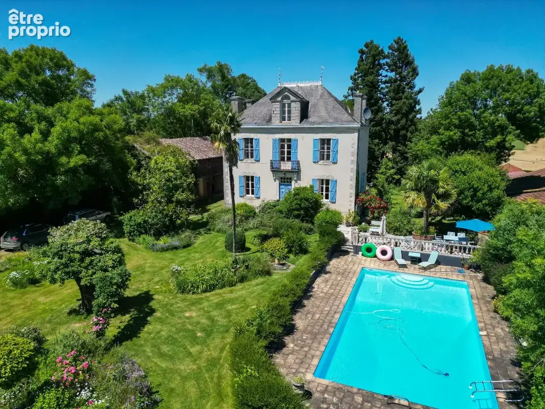 Propriété élégante avec piscine et vues imprenables - photo 20
