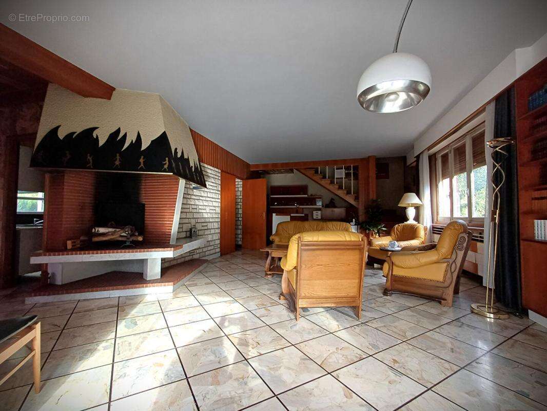 Belle maison d'architecte années 60 à rénover - Chalons En Ch. 160 m2 - 4 Chambres - photo 14