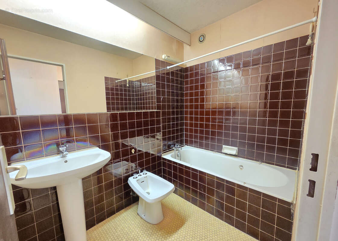 Appartement à MOULINS